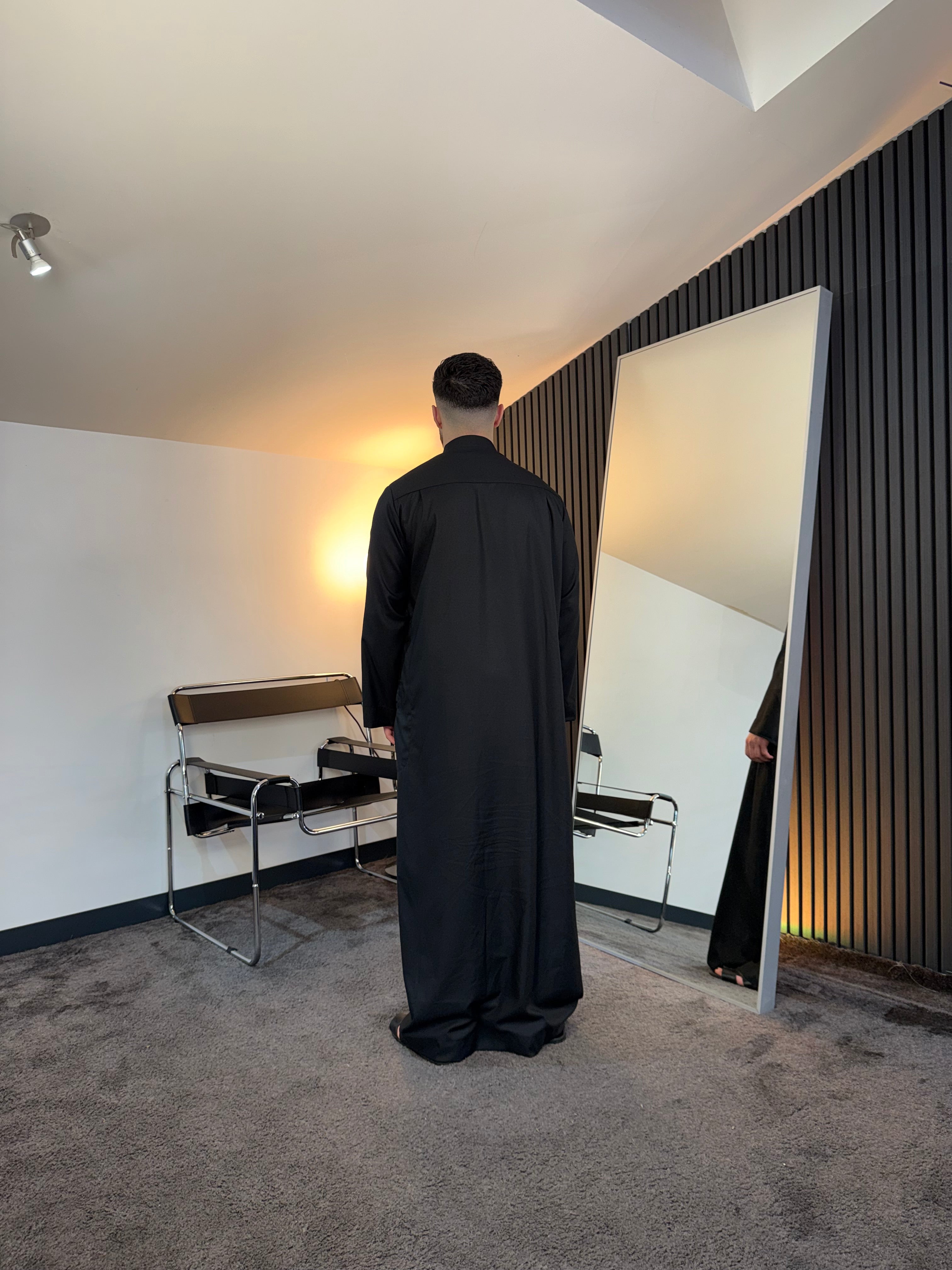 N°5 - LE QAMIS SAOUDIEN NOIR PRESTIGE HOMME