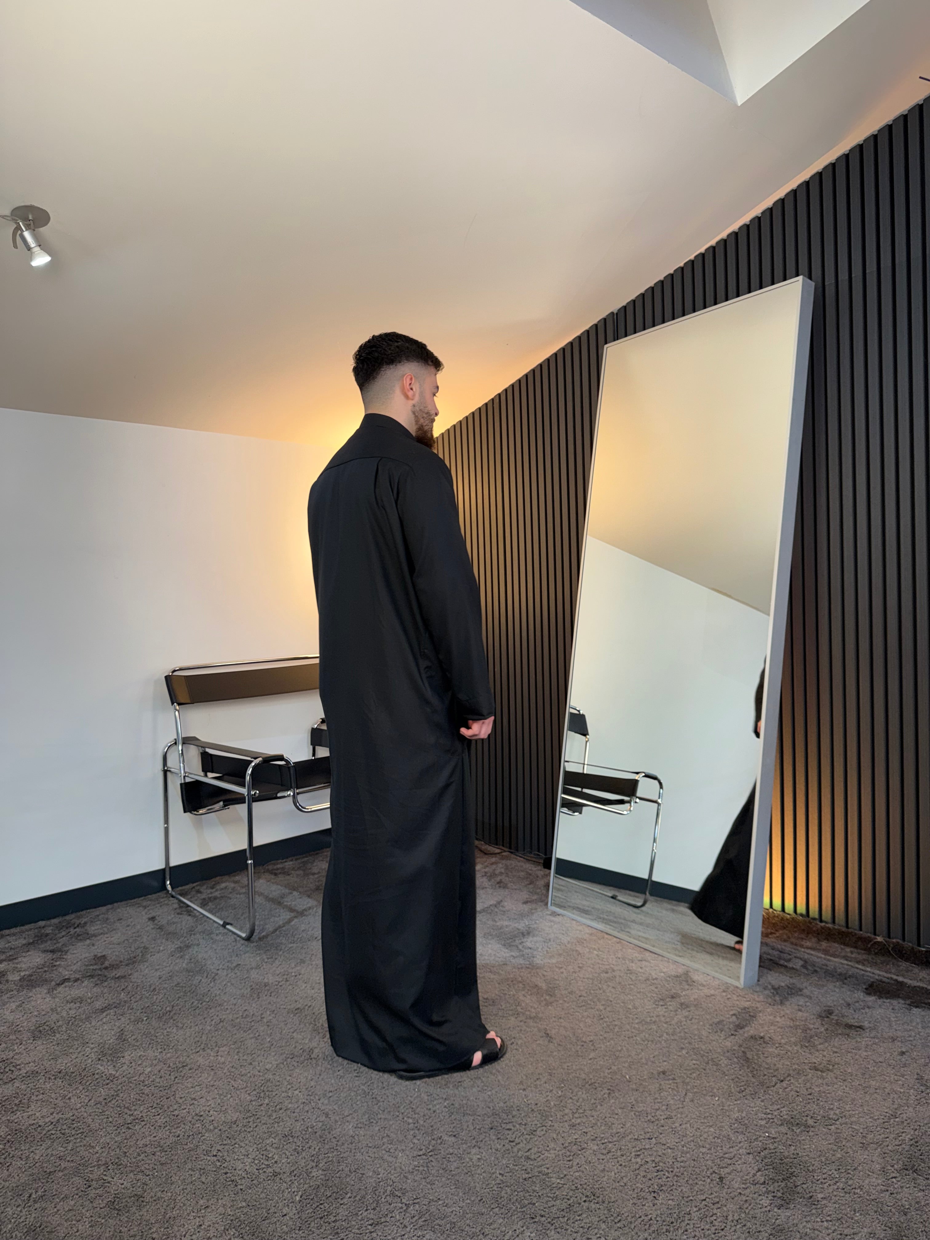 N°5 - LE QAMIS SAOUDIEN NOIR PRESTIGE HOMME