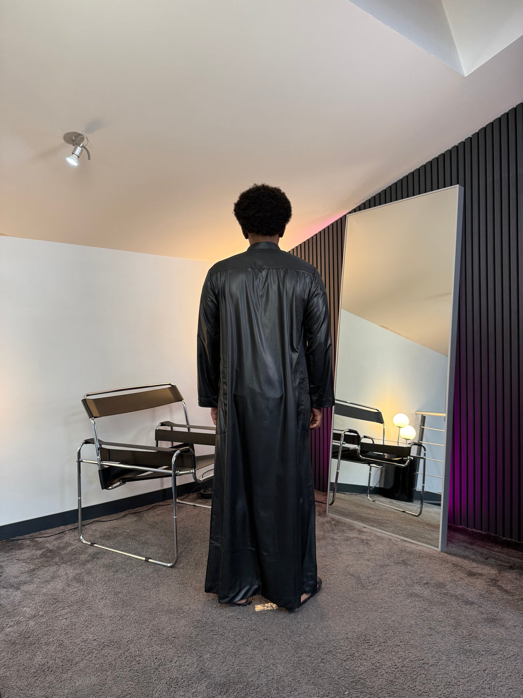 N°7 - QAMIS MANCHES LONGUES NOIR PRESTIGE FINITION BRODÉE HOMME
