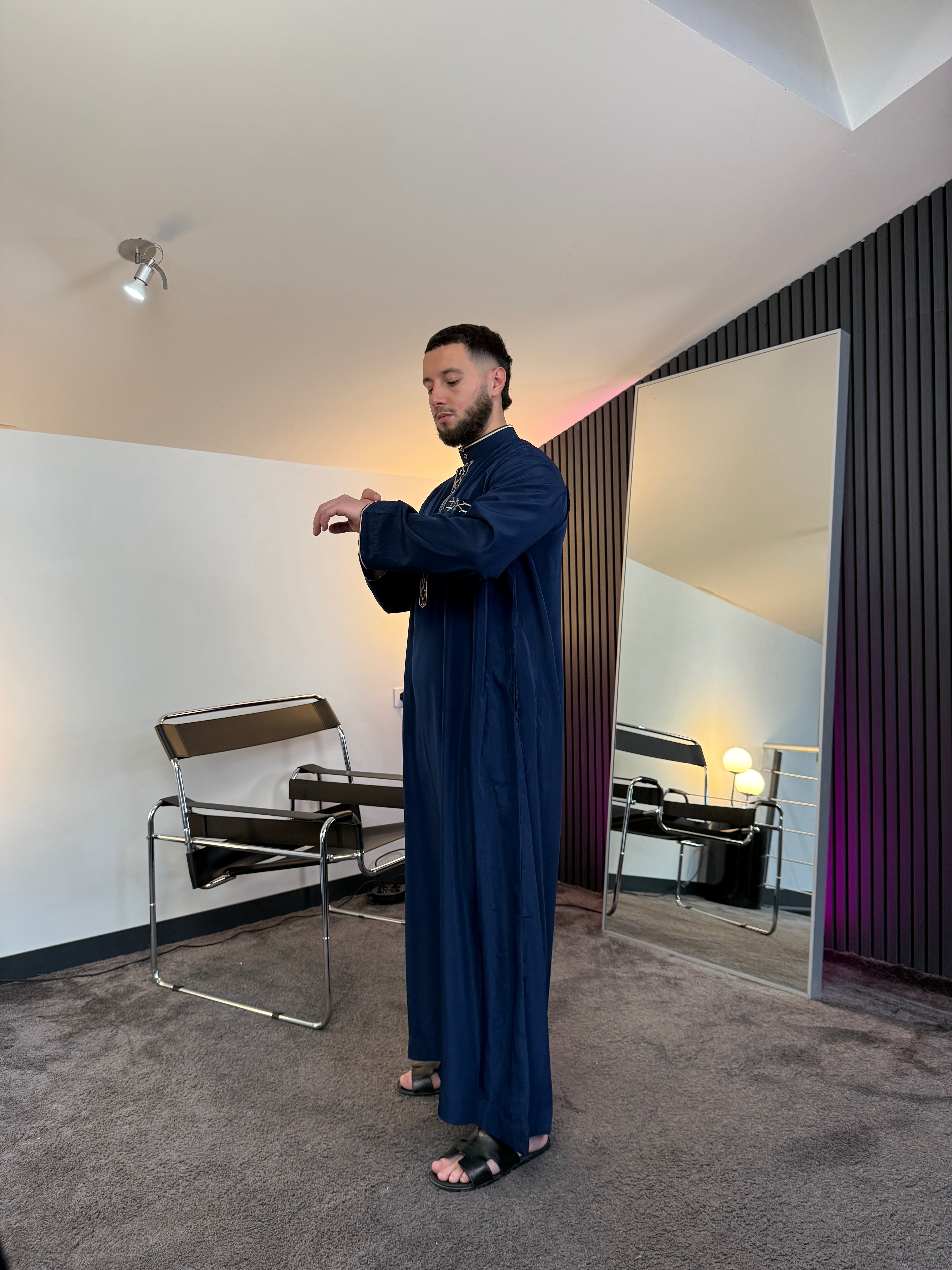 N°3 - QAMIS MANCHES LONGUES ZIP BLEU PRESTIGE FINITION BRODÉE HOMME