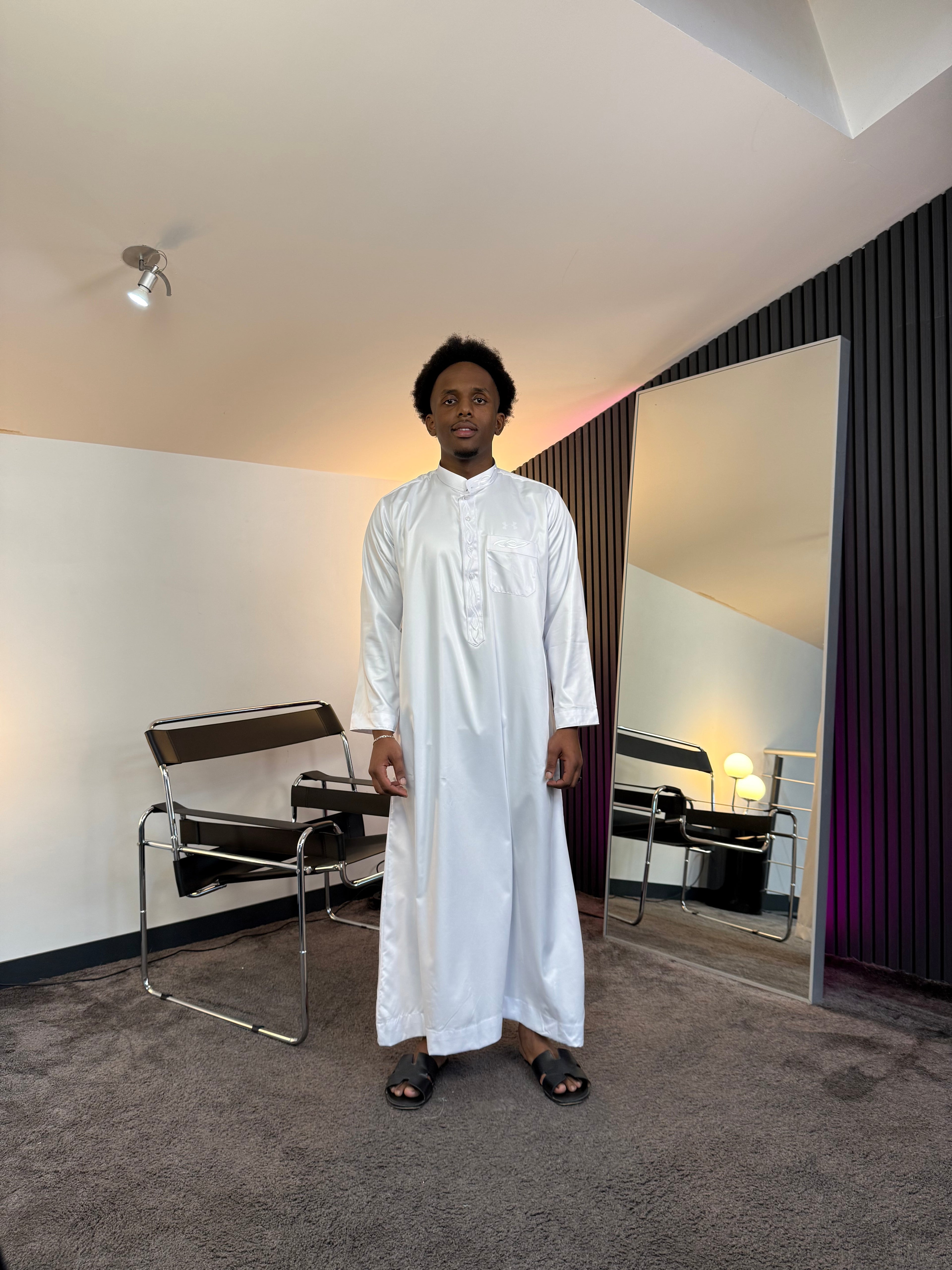 N°7 - QAMIS MANCHES LONGUES BLANC PRESTIGE FINITION BRODÉE HOMME